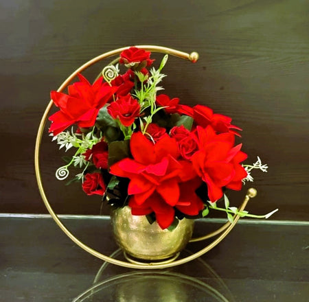 Royal Golden Flower Vase For Gifting & Multipurpose Use As Table Decor / Planter / Showpiece | RAMADAN GIFT | MUSLIM RAMADAN | EID GIFT  | CHRISTMAS DECORATION FOR HOME DECOR (no flowers )